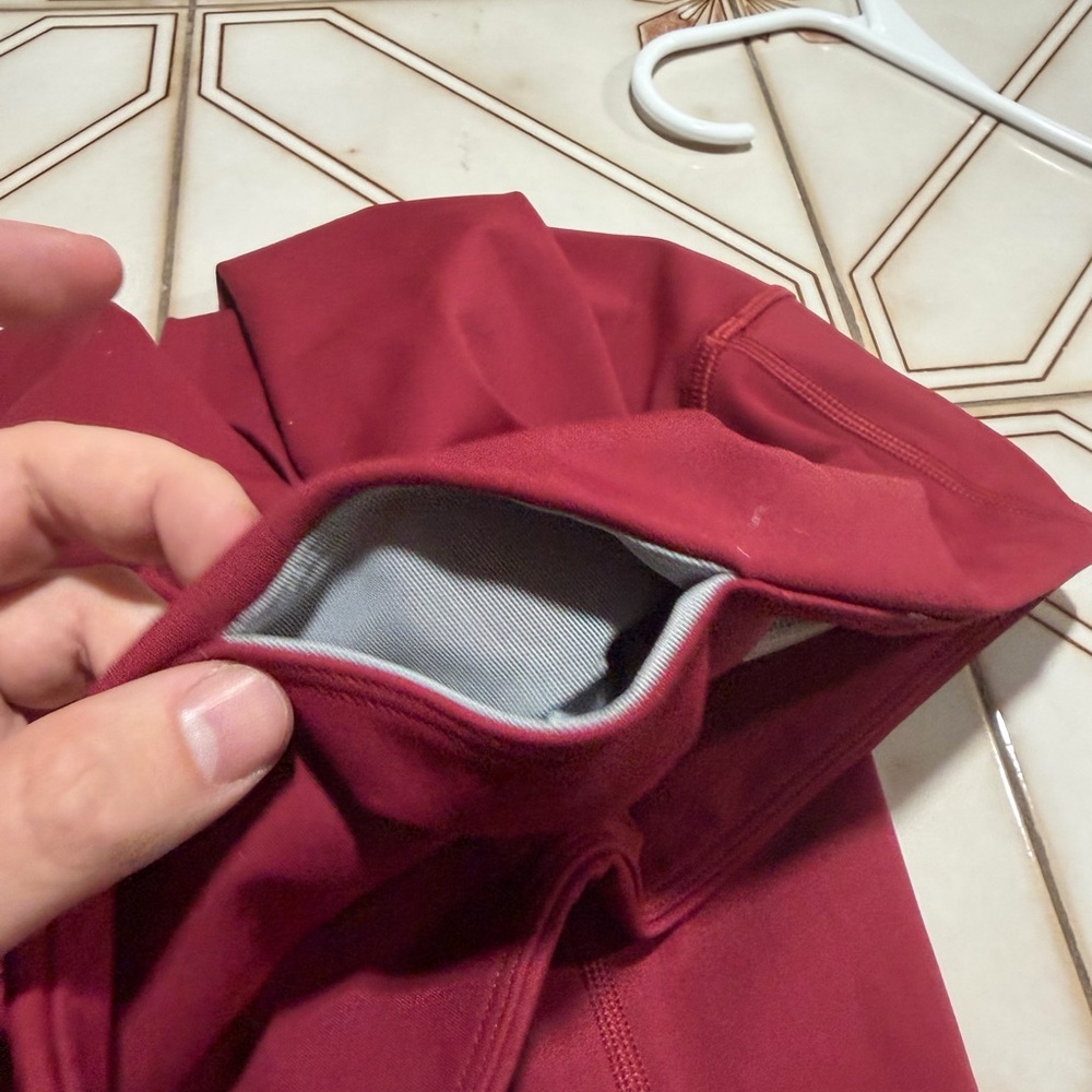 Women’s Athleta Leggings - Picture 6 of 6